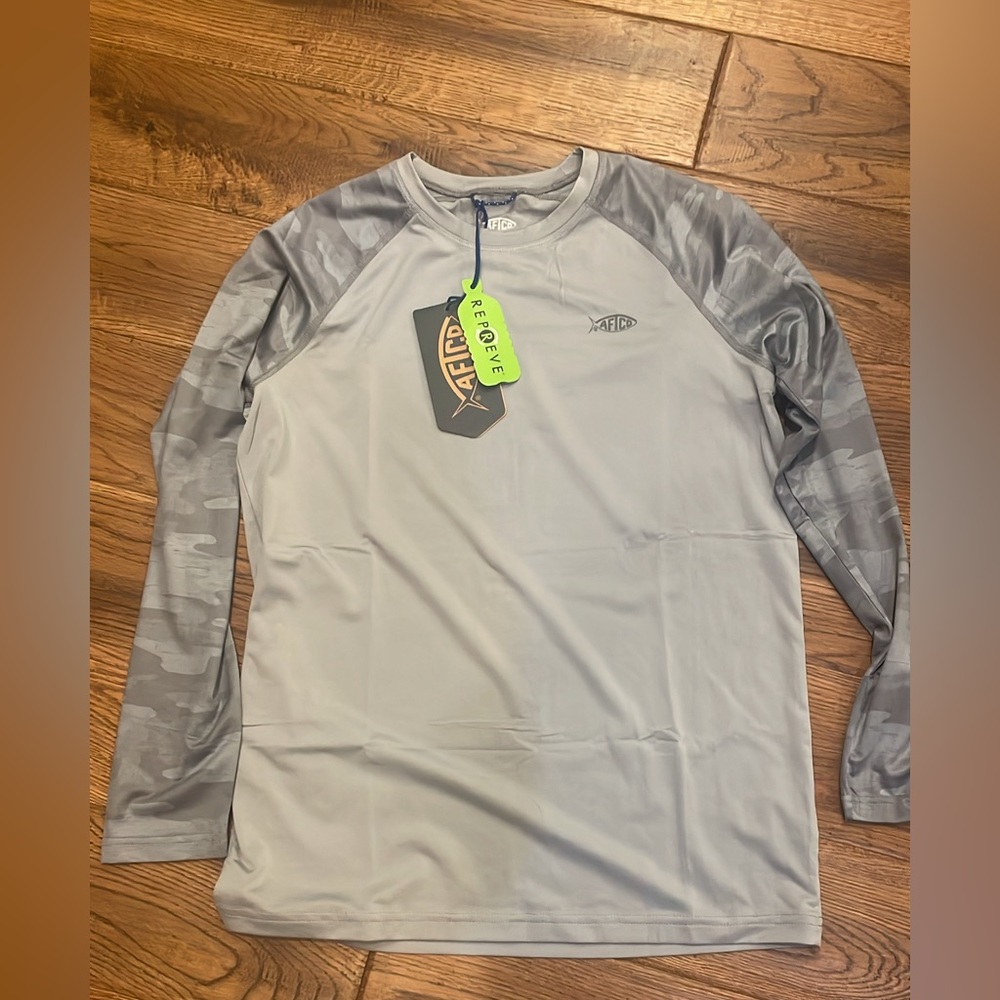 NWT tags boys Aftco fishing shirt